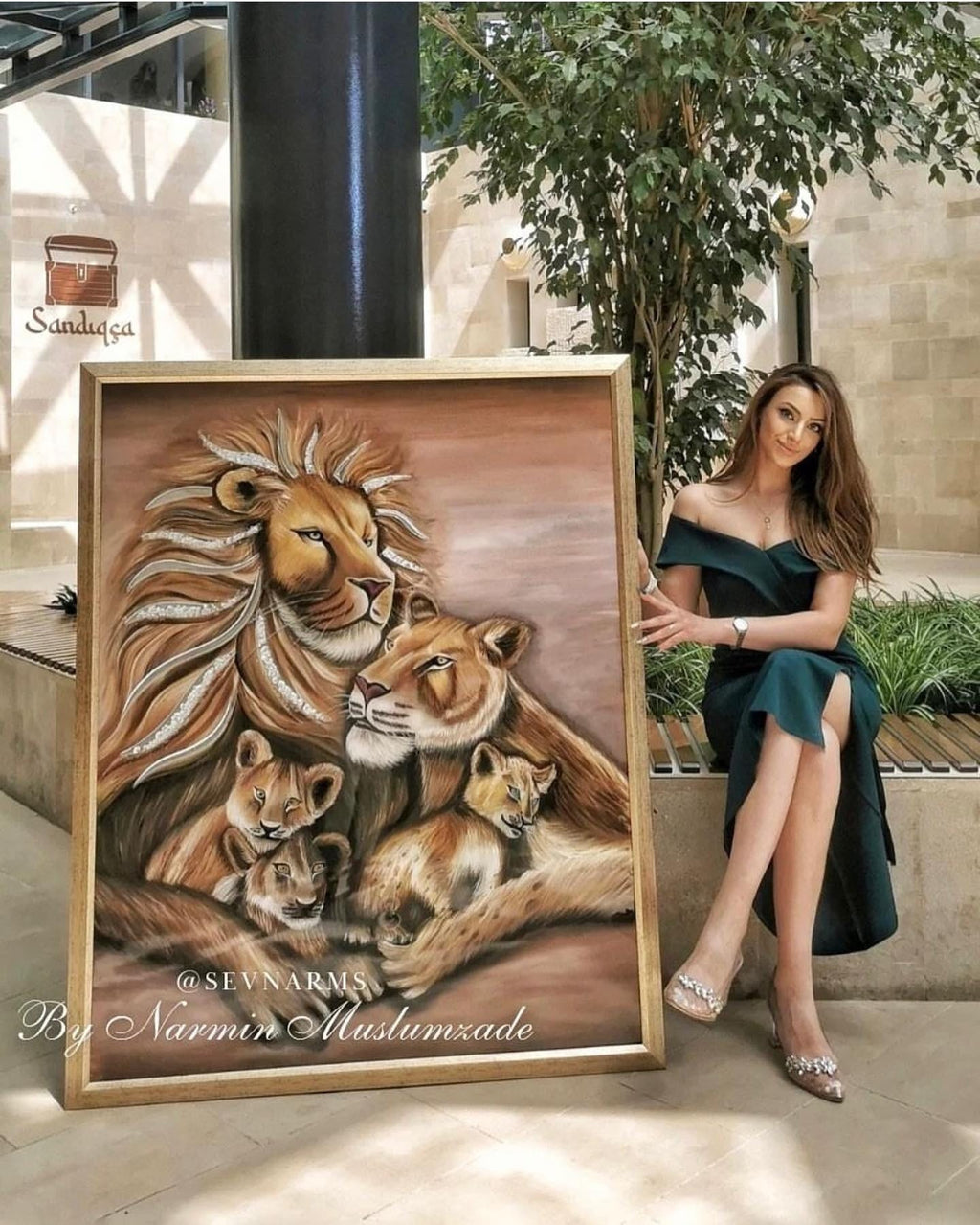 Handmade Lion Resin Art, Family Acrylic Painting | Epoxy Wall Art with Glass Stones & Mirror Details | Hand-Painted Wildlife 3D Home Decor