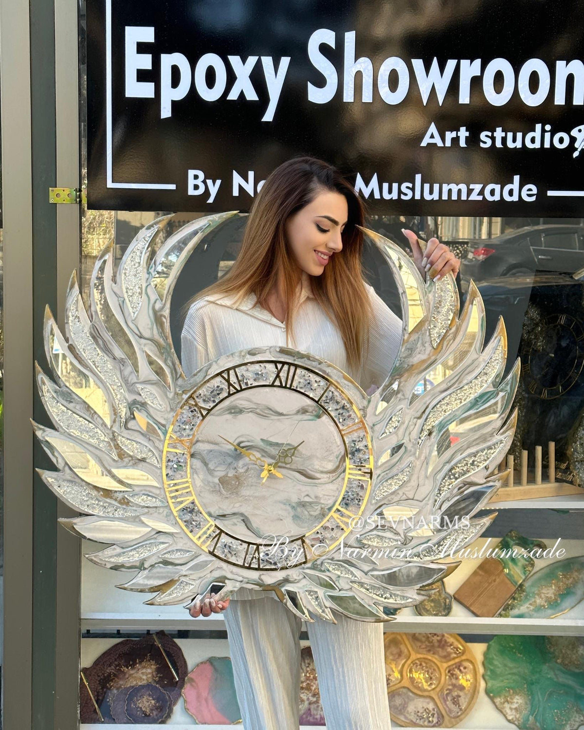 Angel Wings Resin Wall Clock, Large Mirror Wall Clock, 3D Epoxy Resin Wall Art, Luxury Gold Roman Numeral Clock, Glam Home Decor