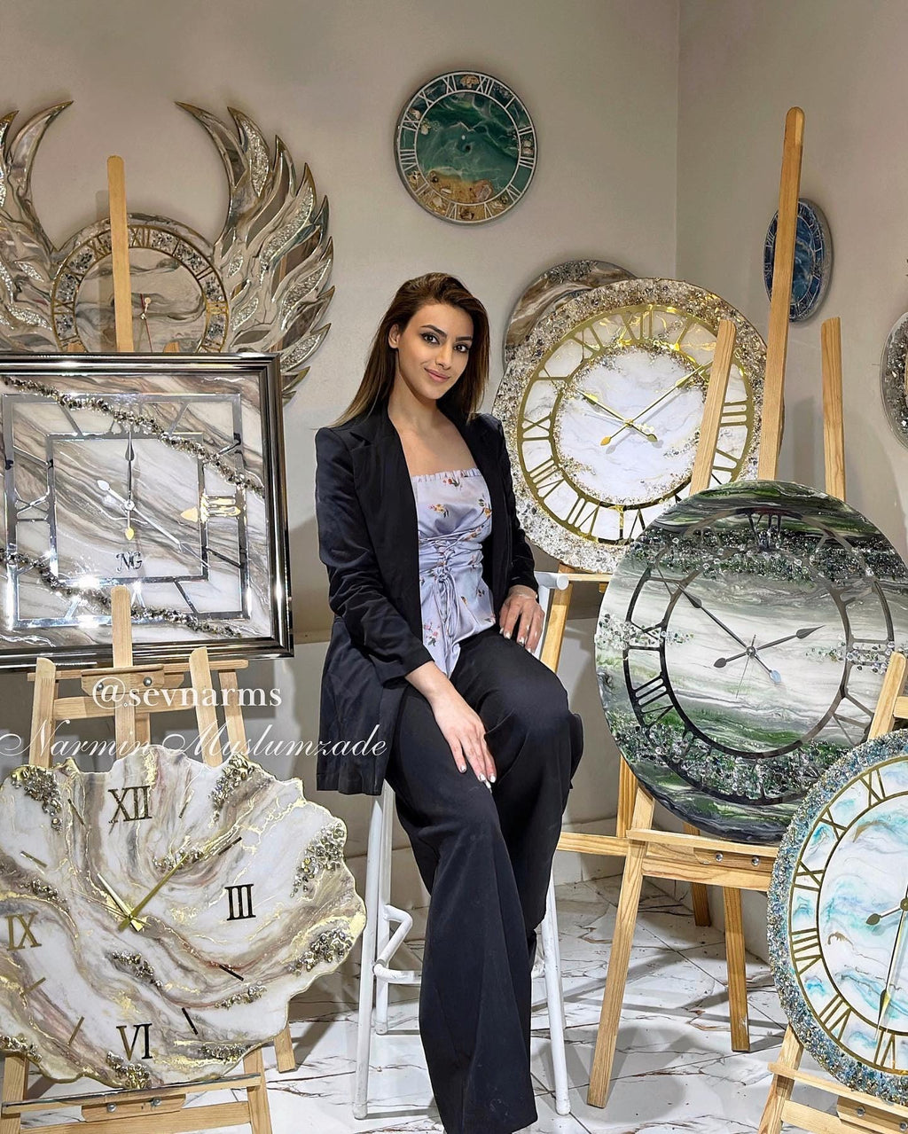 Handmade Emerald Green and Gold Resin Wall Clock, Geode Epoxy Clock , Large Luxury Marble Effect Home Decor, Unique Gift