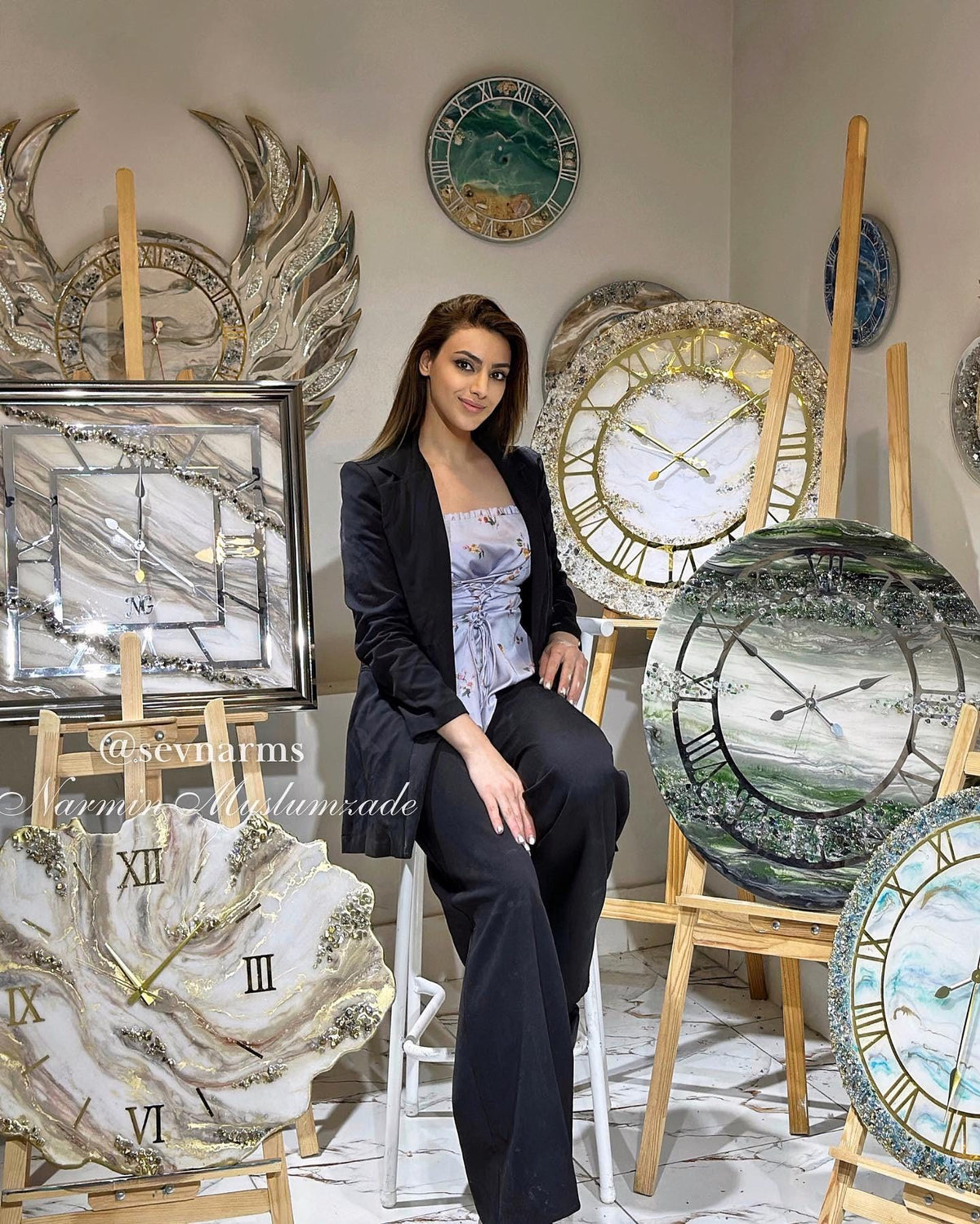 Handmade Emerald Green and Gold Resin Wall Clock, Geode Epoxy Clock , Large Luxury Marble Effect Home Decor, Unique Gift