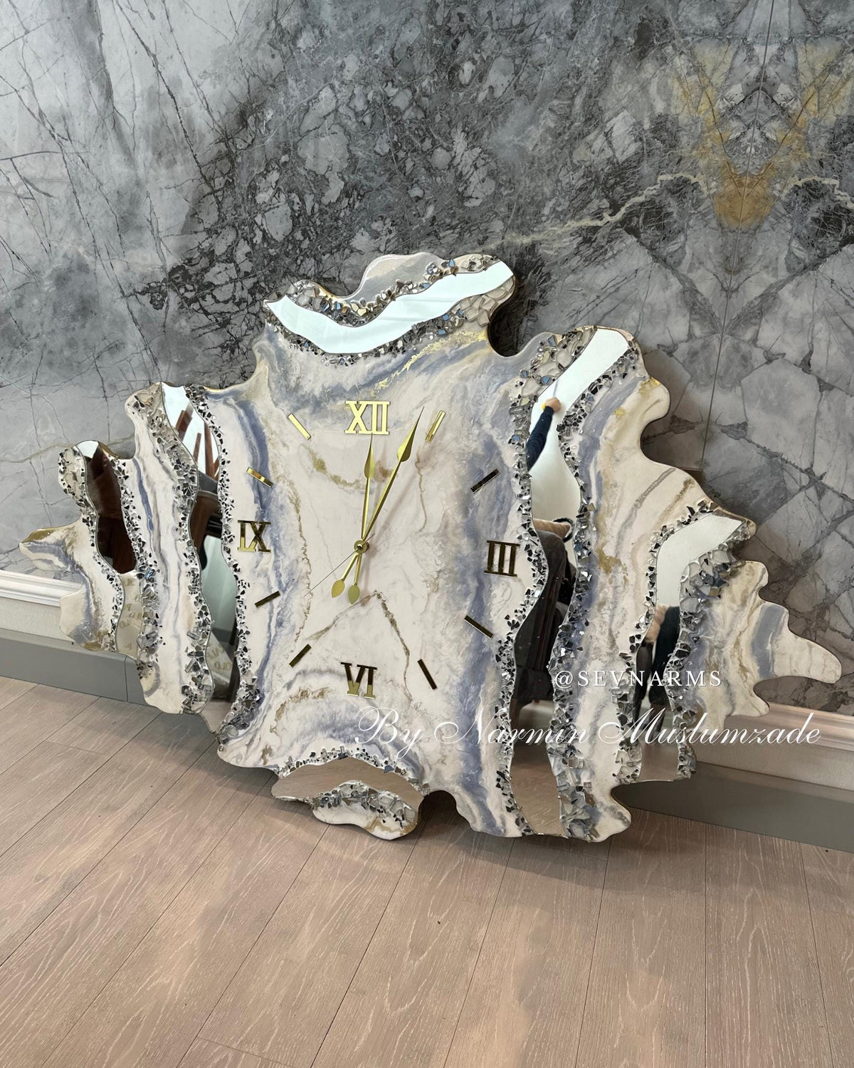 Handmade Asymmetrical Resin Wall Clock with Custom Mirror Accents | Geode Clock | White and Gold Epoxy Art | Exclusive Home Decor