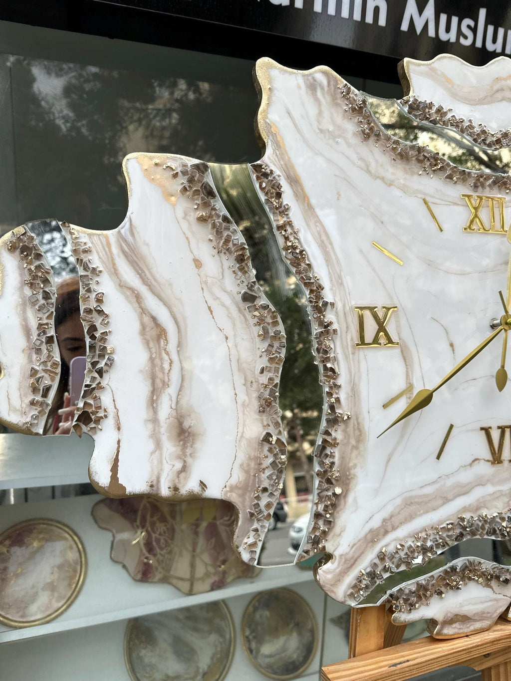 Handmade Asymmetrical Resin Wall Clock with Custom Mirror Accents | Geode Clock | White and Gold Epoxy Art | Exclusive Home Decor