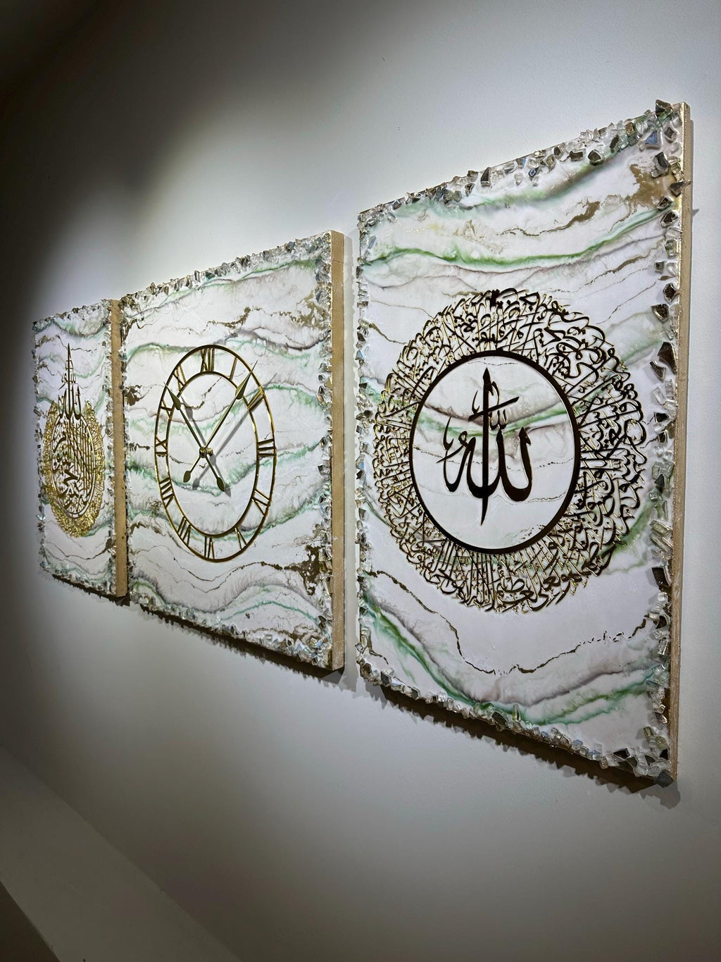 Handmade Islamic Wall Art Triptych Resin Clock | Ayatul Kursi, Al-Falaq, An-Nas | 3 Piece Set | Crushed Mirror Geode Decor | Custom Muslim